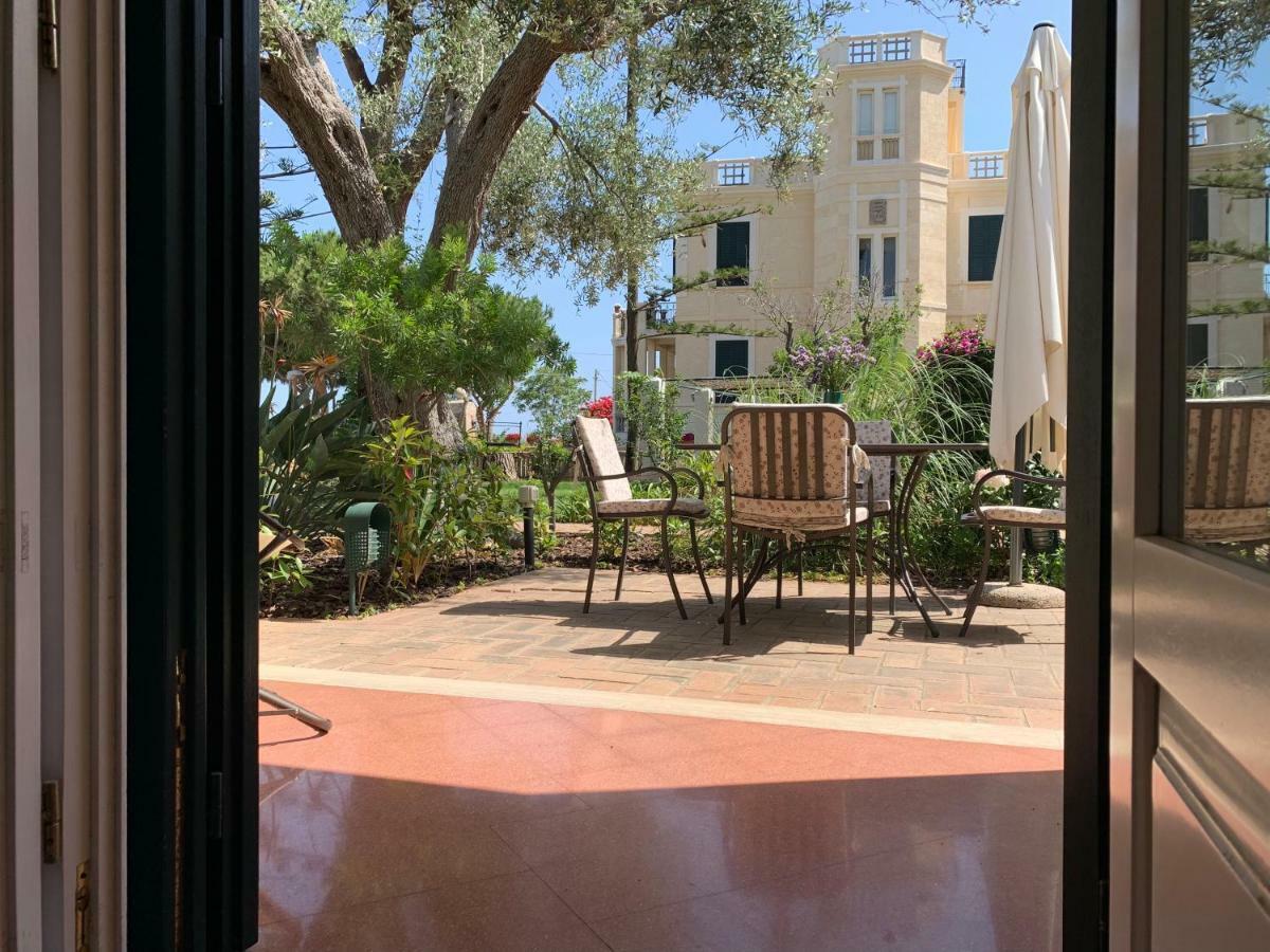 Villino Eleonora Bed & Breakfast Parghelia Exterior foto